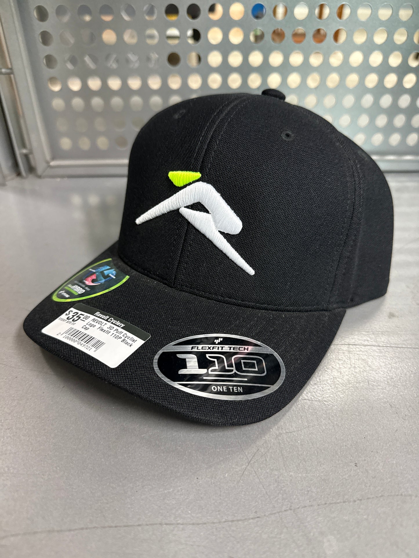 REVOLT 3D puff flexfit cyclist logo 110P Cap