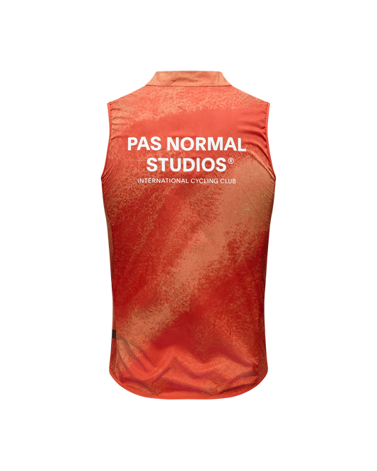 Pas Normal Studios Men's Mechanism Stow Away Gilet Hibiscus Orange