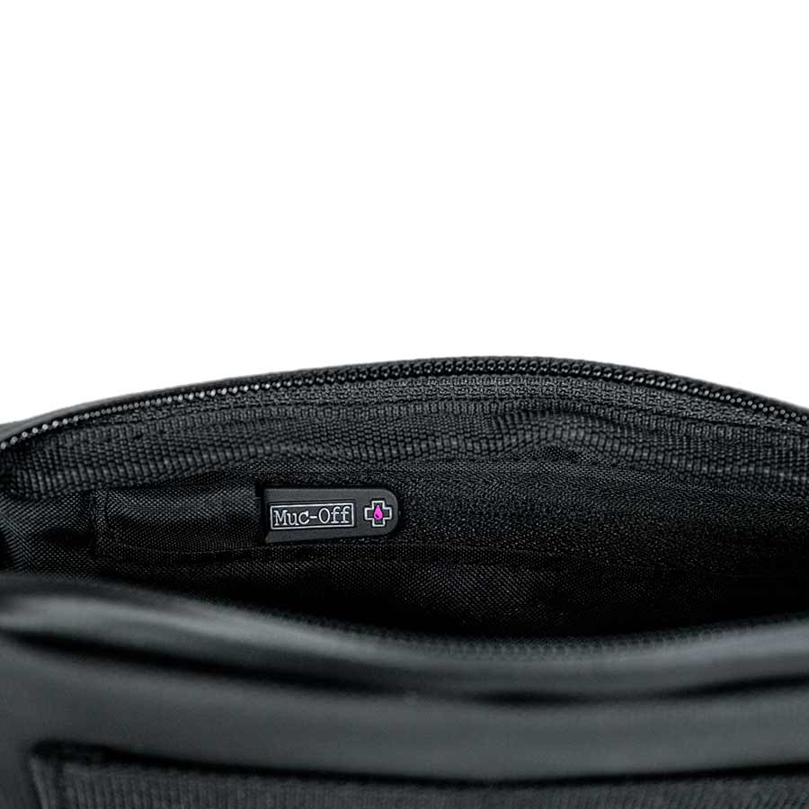 Rainproof Essentials Case