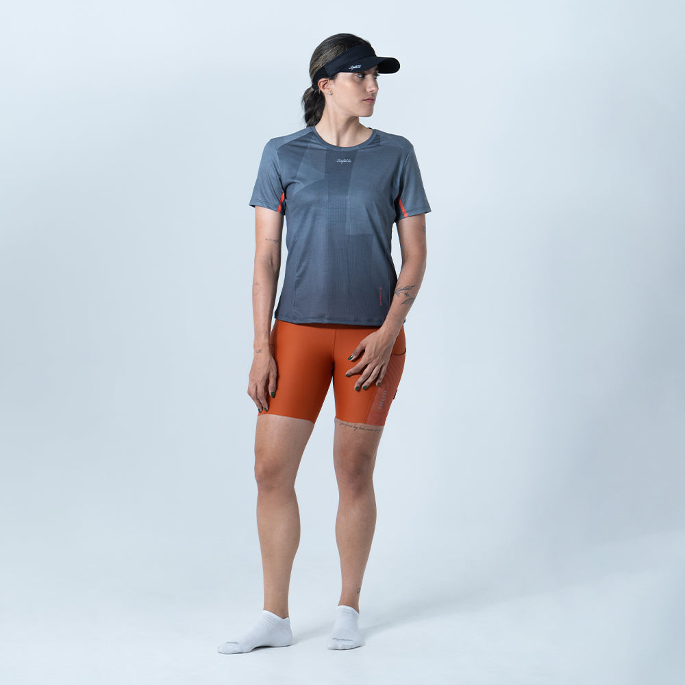 WOMEN'S GRAPHITE SHORT SLEEVE RUNNING T-SHIRT