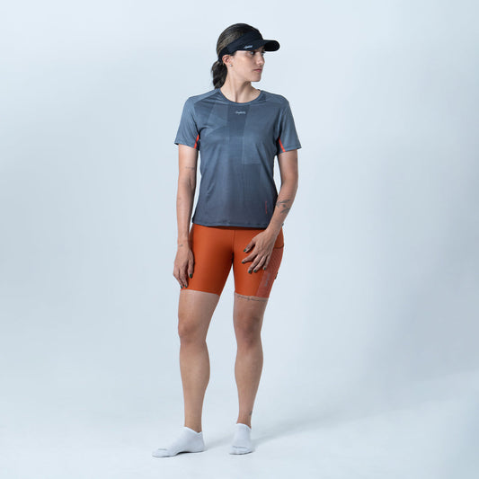 WOMEN'S GRAPHITE SHORT SLEEVE RUNNING T-SHIRT