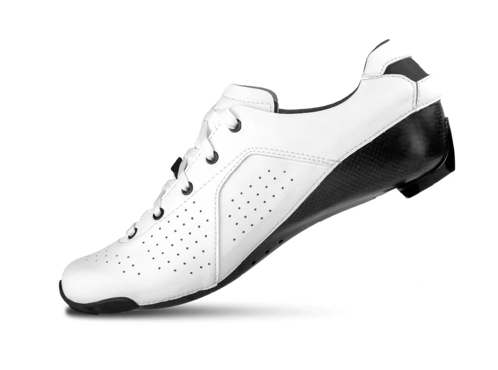 Lake Cycling CX400L road shoe with Lace system