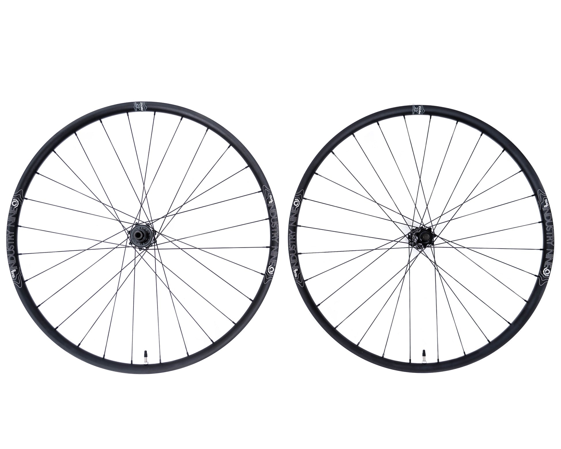 INDUSTRY NINE Hydra - Trail-S - 29" - Wheelset - Black Hub - Black Spokes 15x110 - 12x148 - XD
